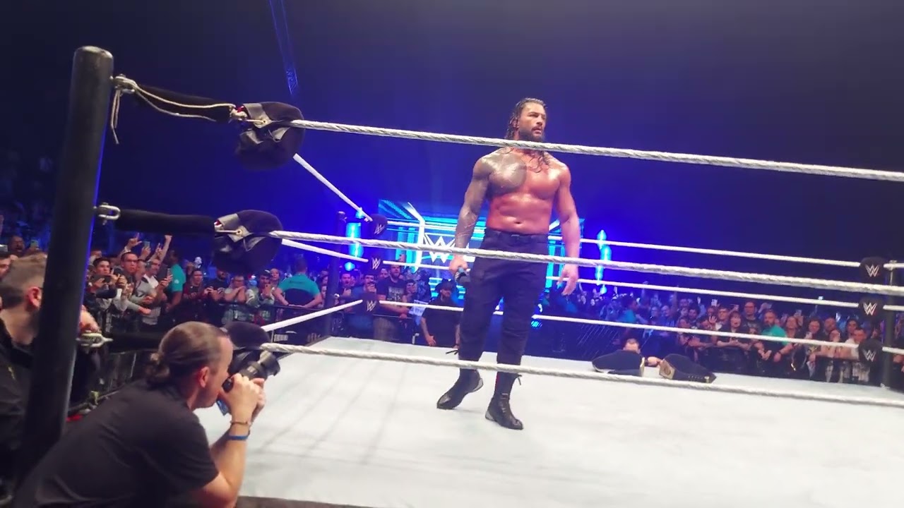 Fin du shows WWE Live Event Paris 2022 avec discours de Roman Reigns. #wwe #wweparis