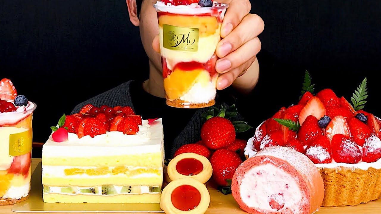 딸기한가득 딸기파르페,케이크,타르트,쿠키,롤 딸기한상먹방~!!Strawberry Cake Tart Cookie MukBang~!!