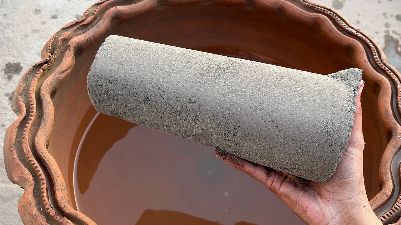 New || Black Sand Cylinders Crumbling in Water Claypot ASMR ☺️