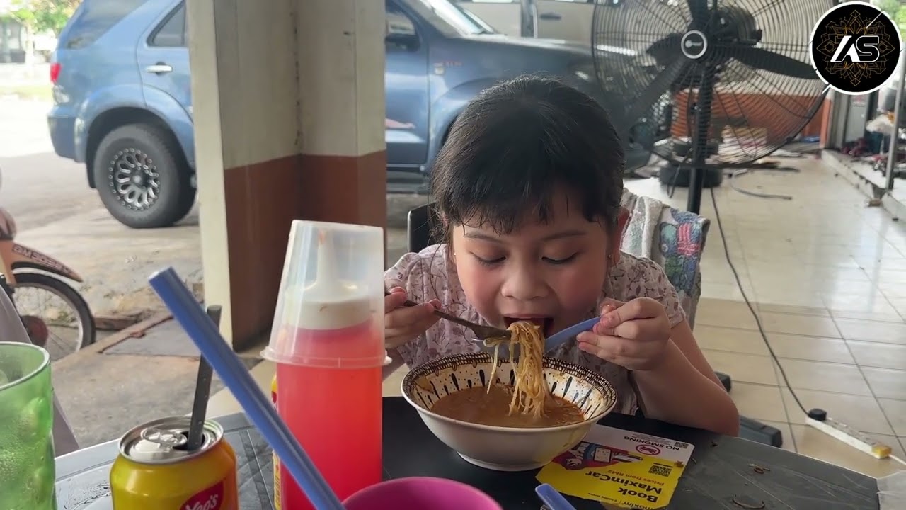 Sarapan Pagi Bersama Family // Shopping Membeli Belah