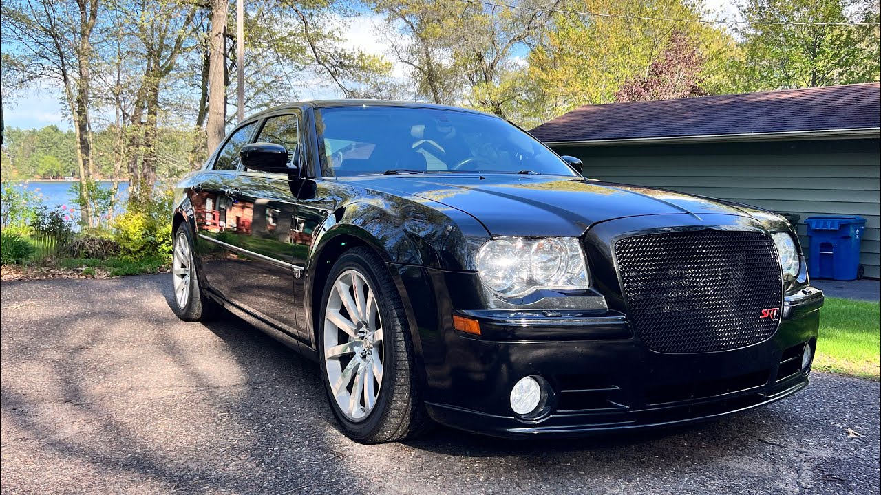 5 Reasons Why I Love My Chrysler 300C SRT8! 