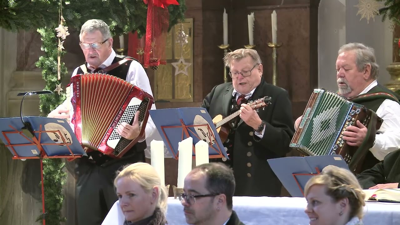 Adventssingen 2024 - Oberpfälzer Gauverband e. V. der Heimat- und Trachtenvereine Sitz Regensburg