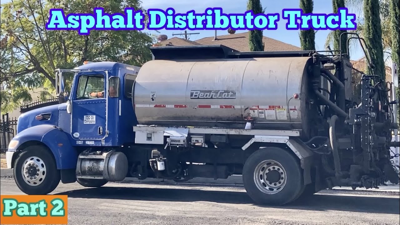 ASPHALT DISTRIBUTOR TRUCK in Action (Part 2/3)