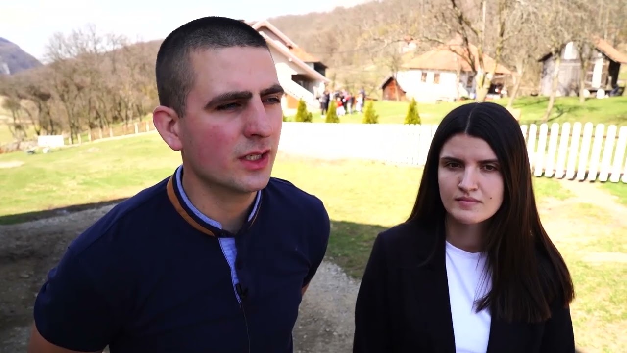 Siniša Mali u poseti mladom bračnom paru u selu Solotuša