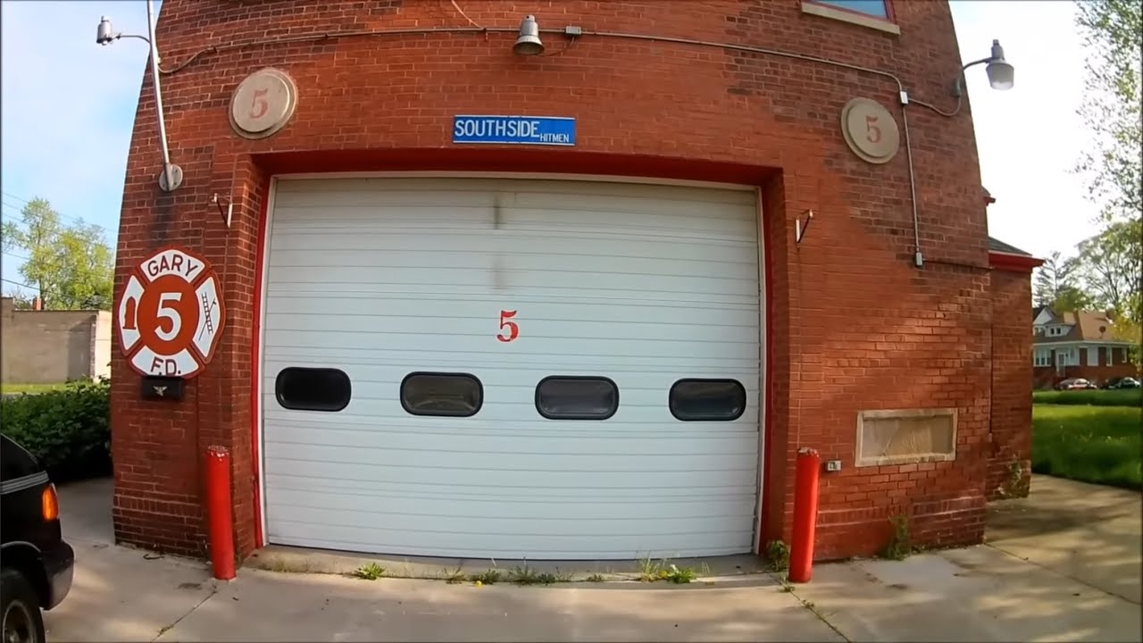Deserted Fire Station #5 - Exploring & Documenting Gary, Indiana