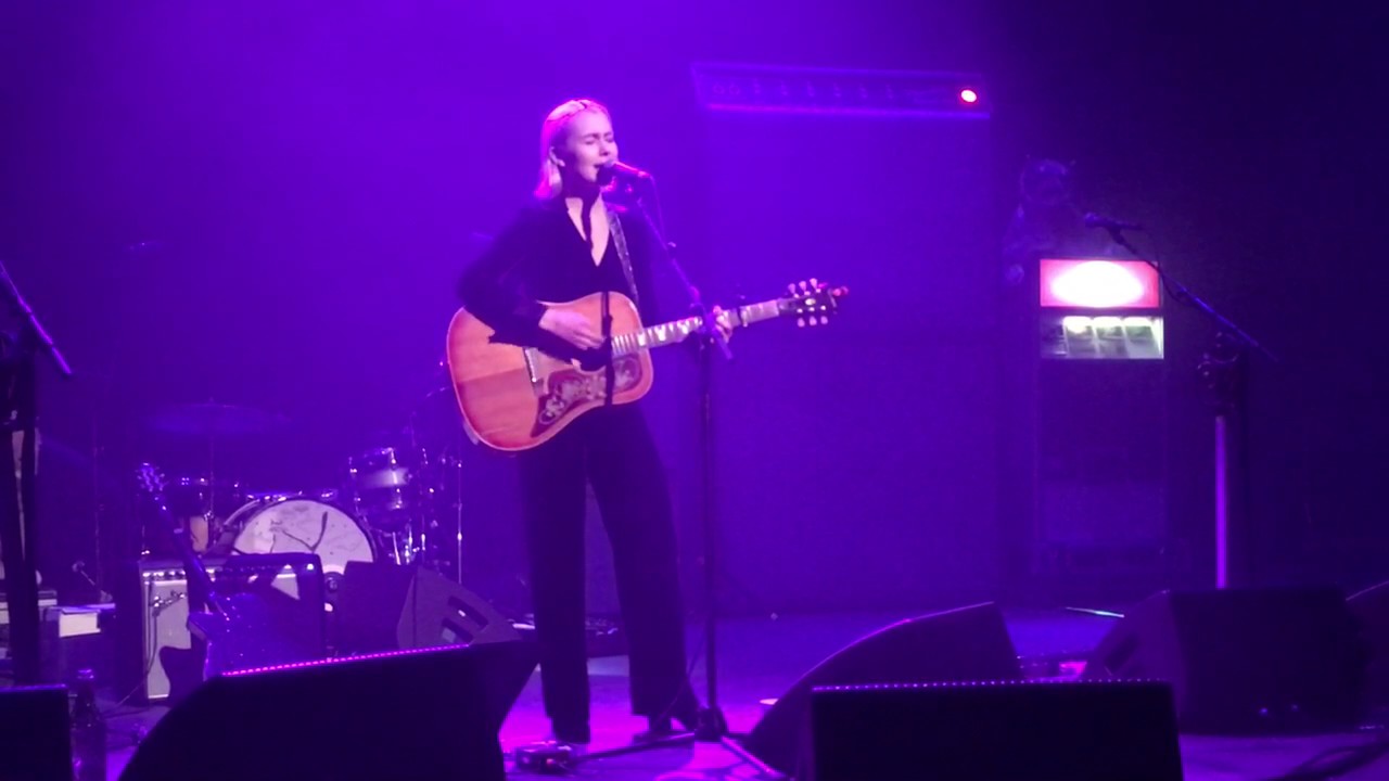 Phoebe Bridgers-Wrecking Ball