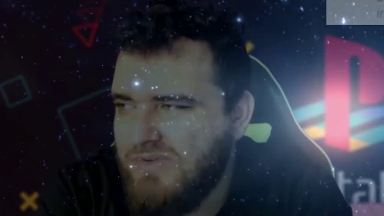 esse jogo e multi, voces nao tem ideia da midia do ps4