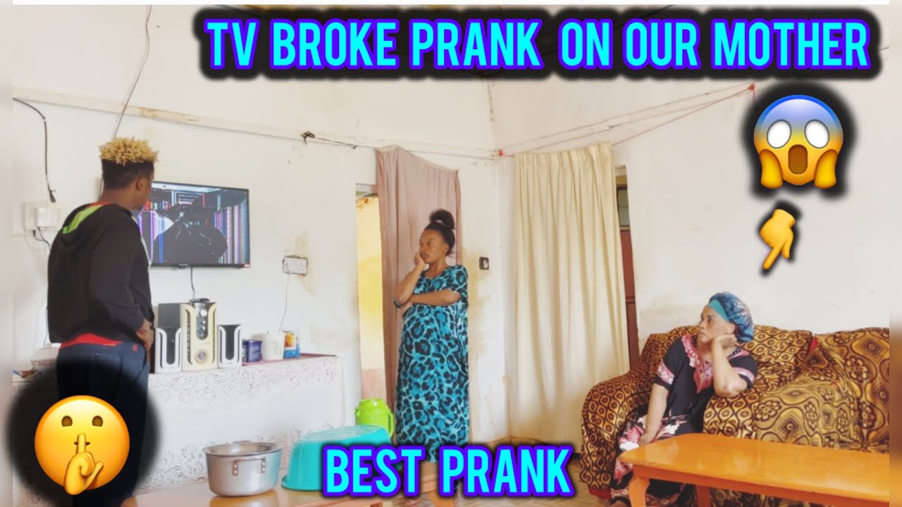 TV BROKEN PRANK ON OUR MOTHER TO SEE HER REACTION 🤫🤫😂😂