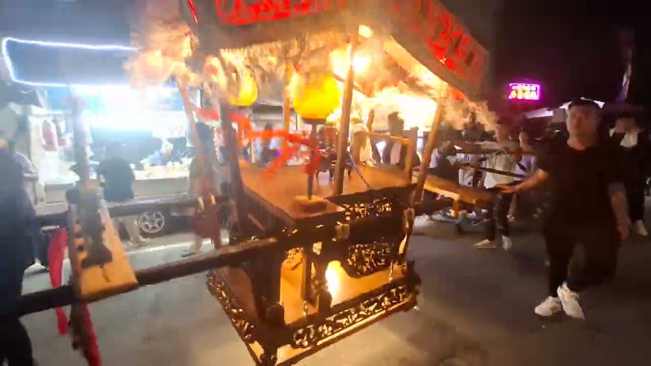 前面是前導車，後面比較有精彩
