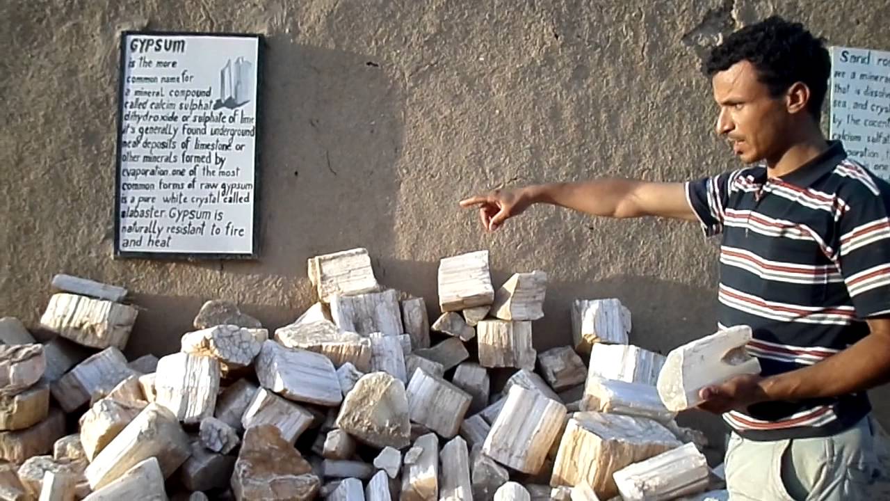 Under Moroccan Sun Tours - Erfoud Fossil Production