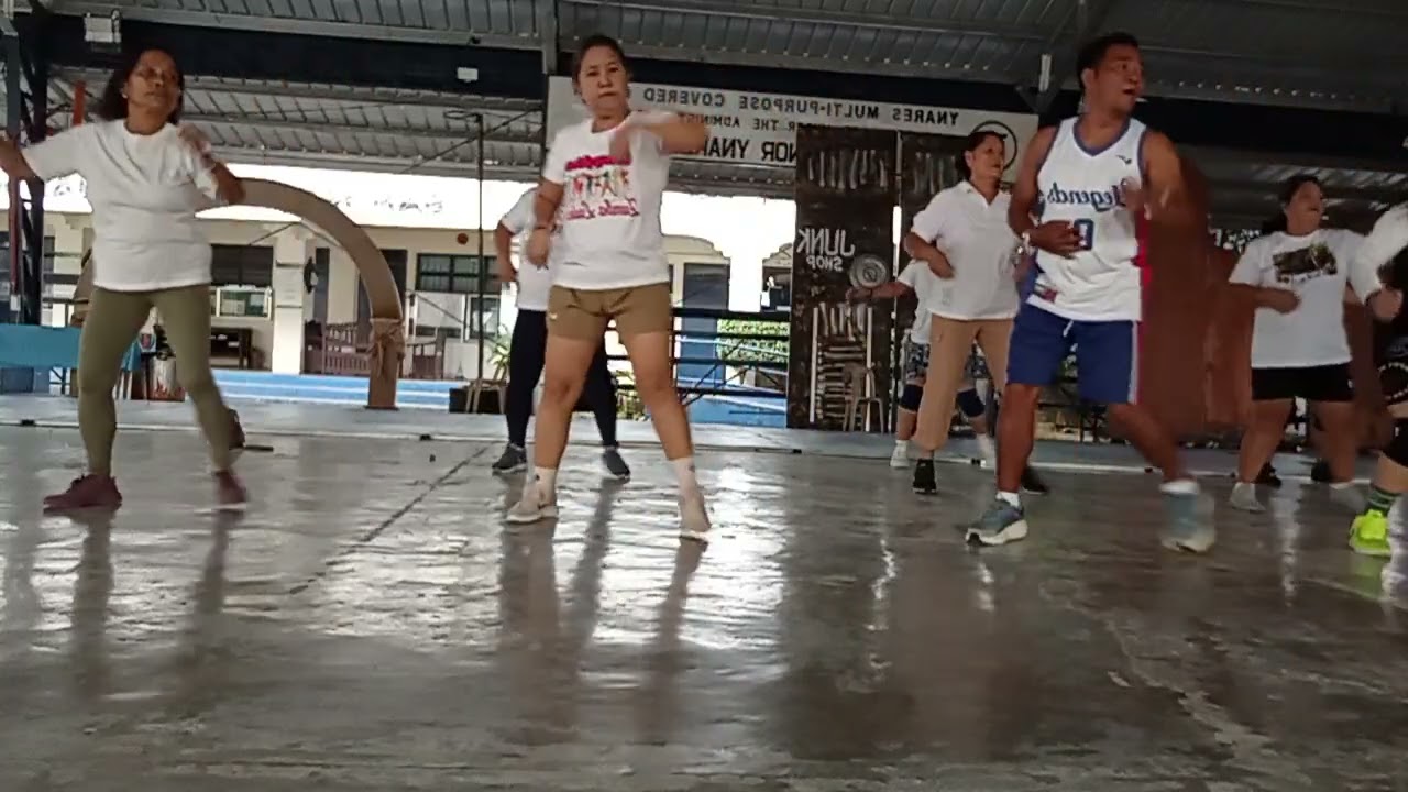 #hatawan sa  San Isidro Hataw mga ka Zumba🕺👯