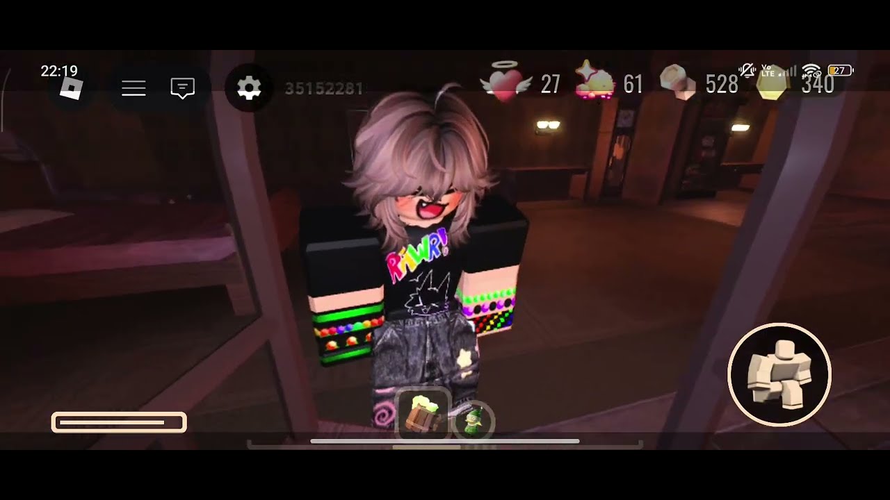 Jugando Doors El Hotel con mi amiga (Parte 1)