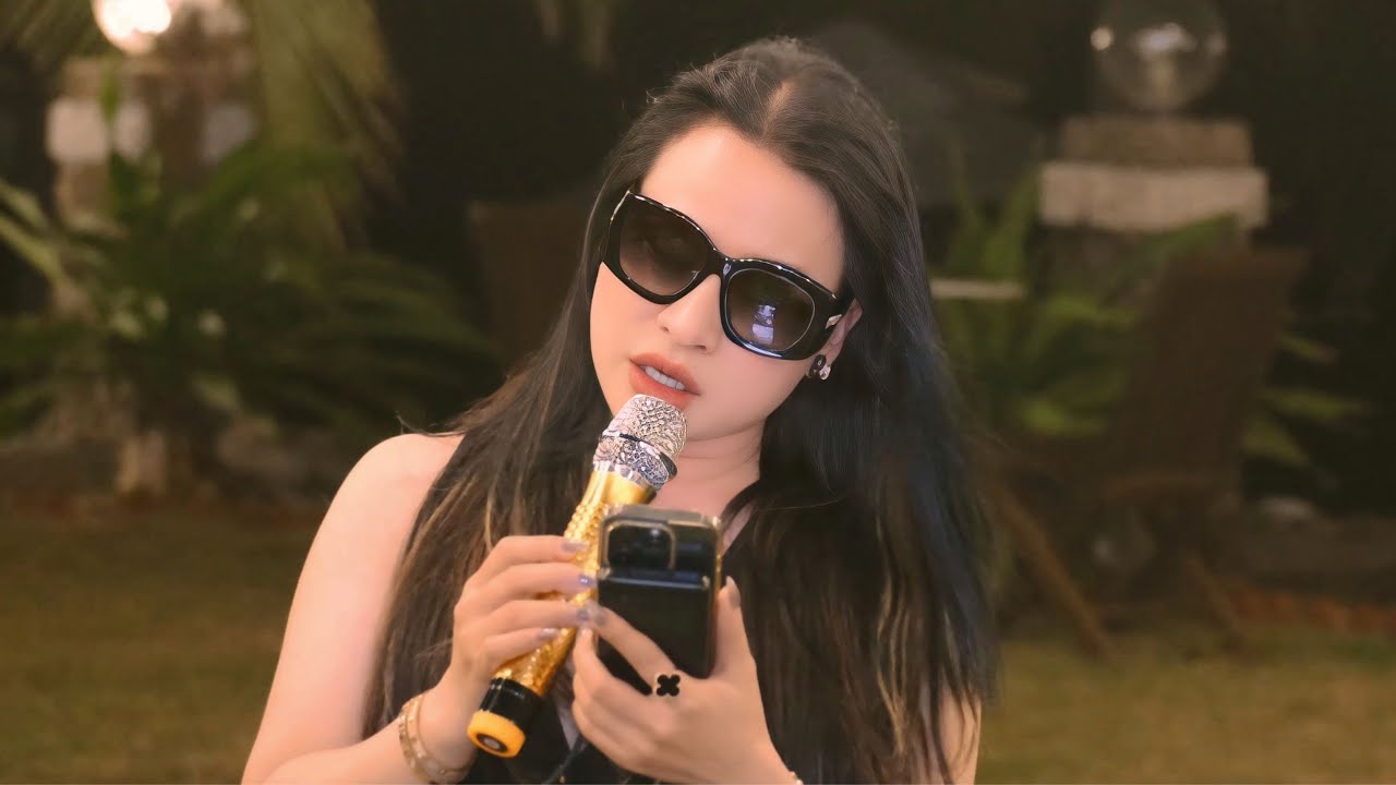 Hồng Ni và những người bạn