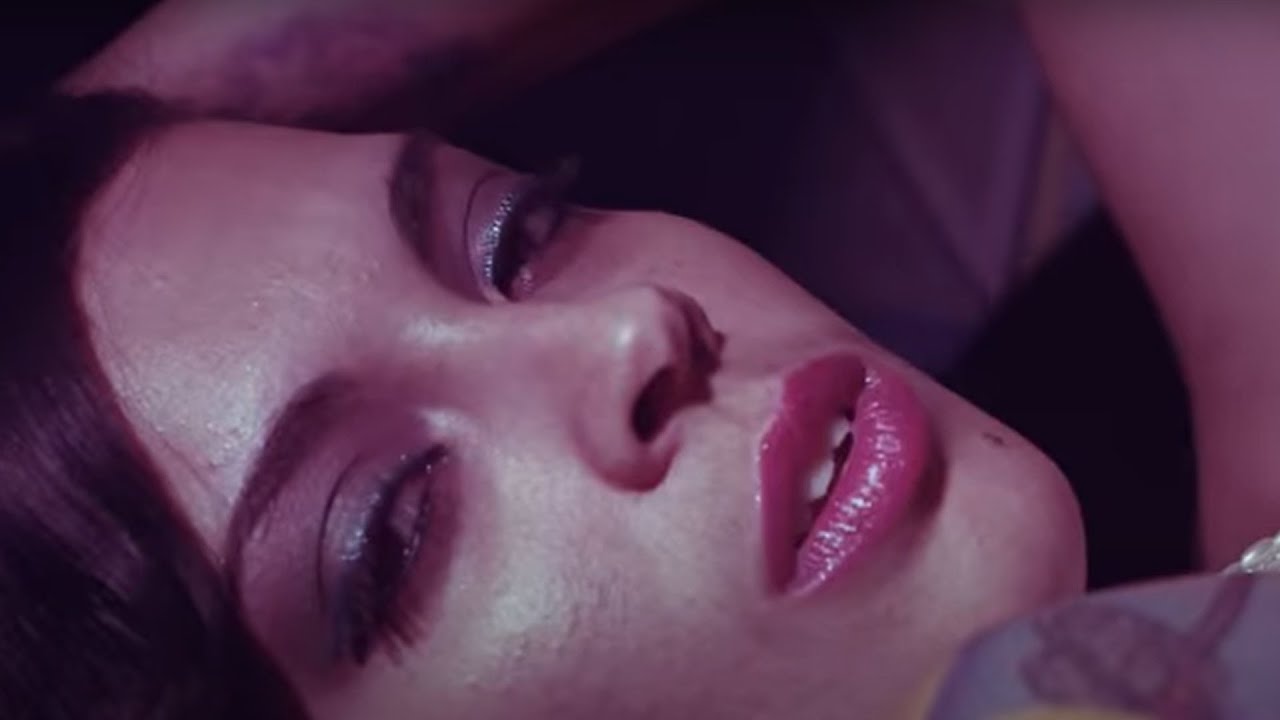 Geda - Una Invitada ft. Galante [Official Music Video]