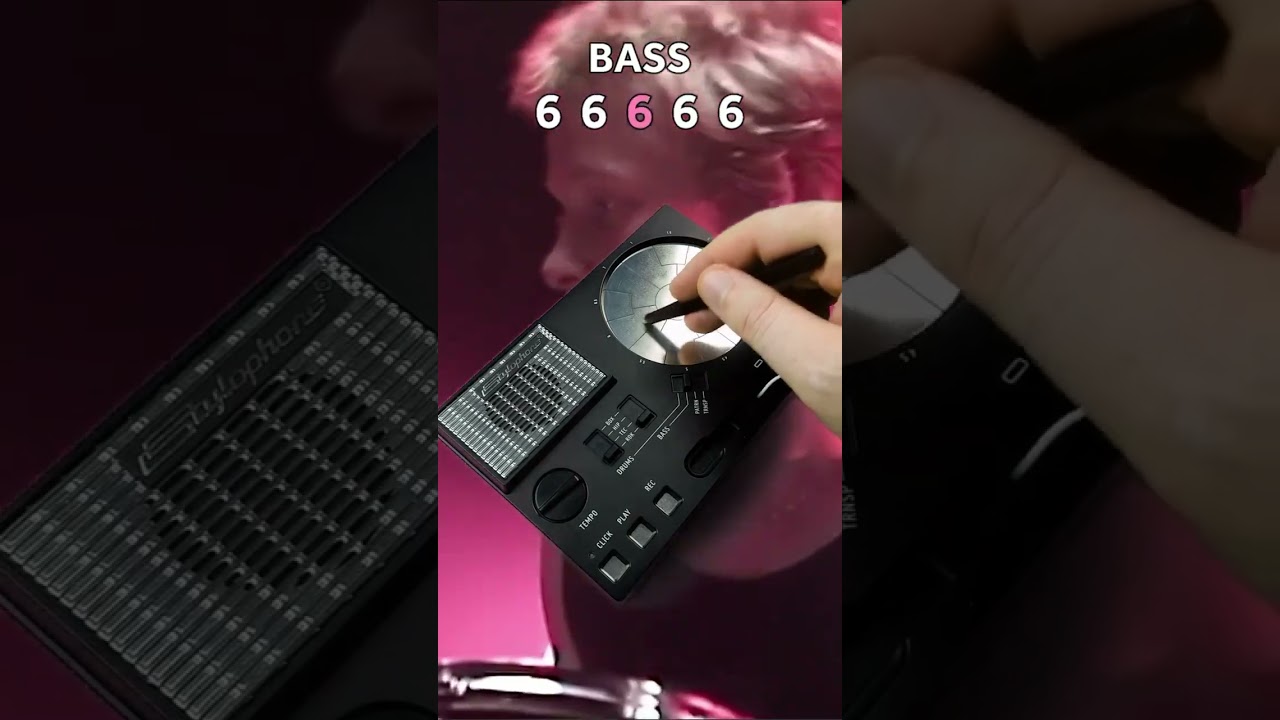 The iconic sounds of &ldquo;Pretty Vacant&rdquo; by the Sex Pistols on the Stylophone!⁠