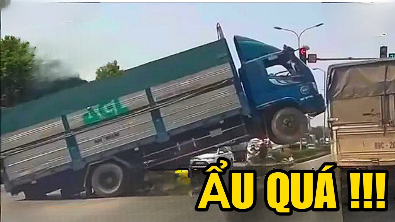 Ẩu quá , nhẹ chân ga thôi , đừng gấp.