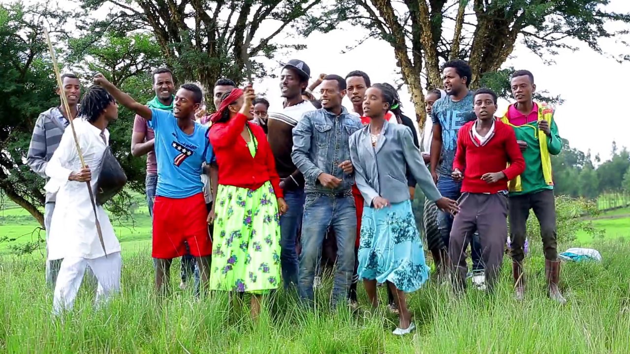 Seenaa Solomoon Fi Gammachiis  Abarraa ' Awwaaressee ' New Oromo Music Video 2016