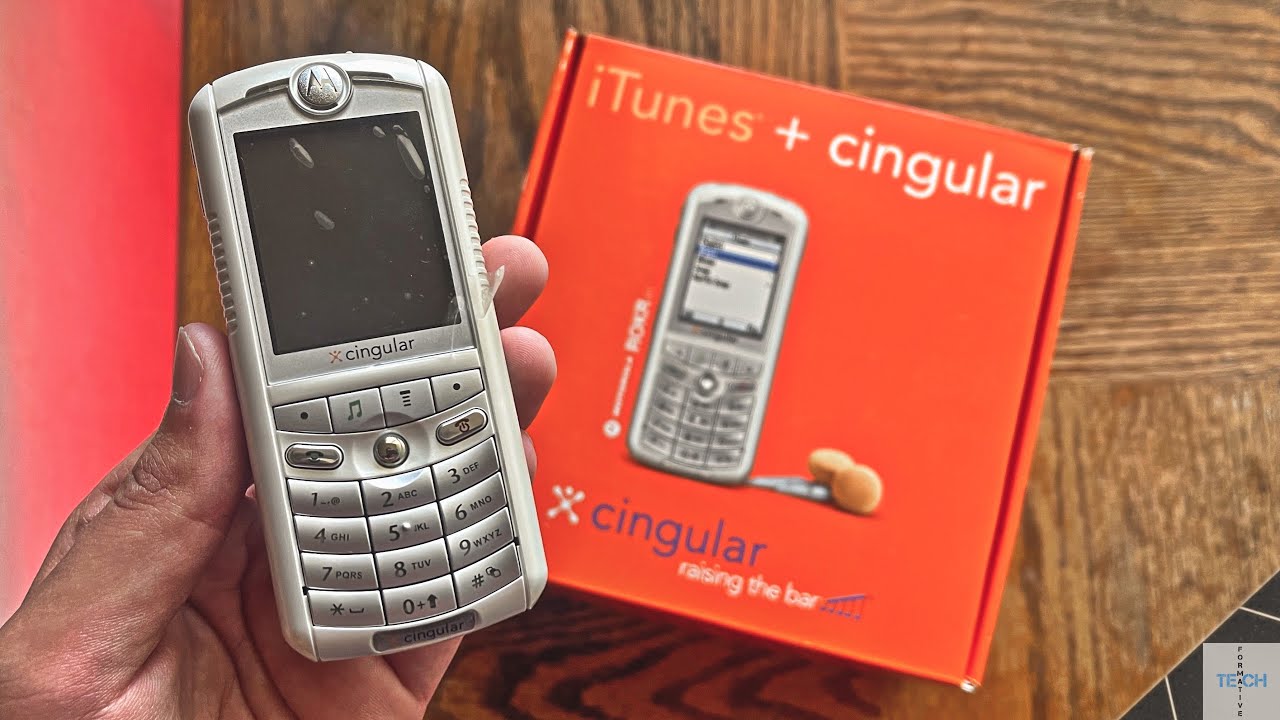 Motorola Rokr E1 (2005) Unboxing & Quick Review In 2021! | The iTunes Phone