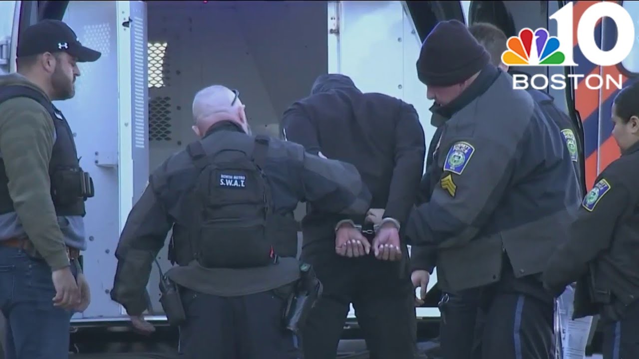 Man arrested hours after deadly Chelsea shooting | 'We've got a killer in the apartment'