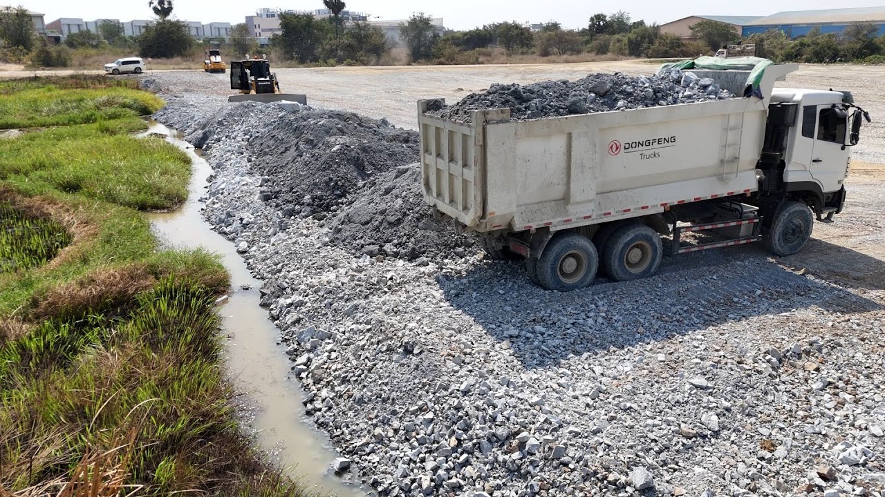 Great new task!! Huge filling using BIG 10-Wheel truck and Skill Bulldozer