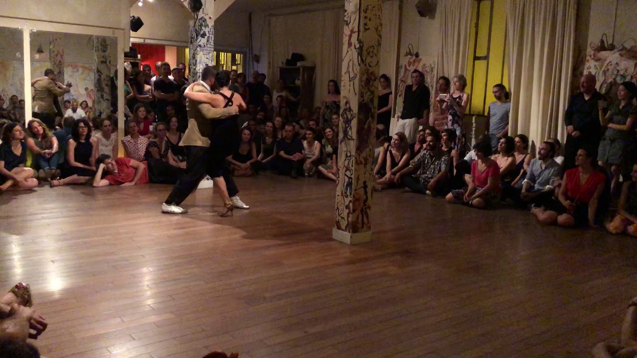 Octavio Fernandez & Corina Herrera : Me voy a baraja