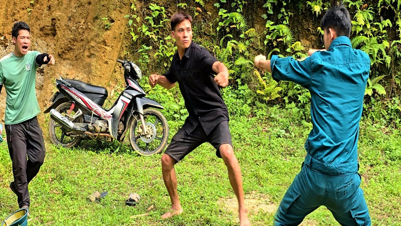 Police vs. Gangsters: A Fierce Rescue to Protect the Helpless!