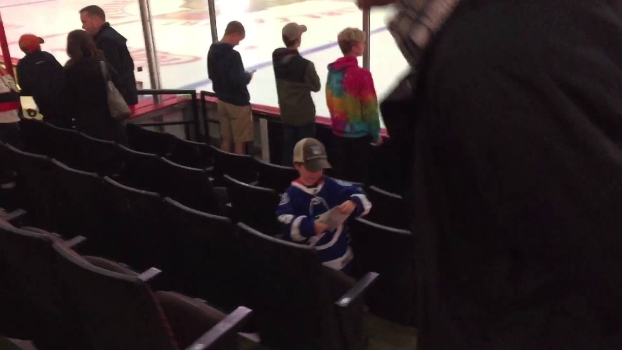 Hockey organ at the Canadian Tire Centre