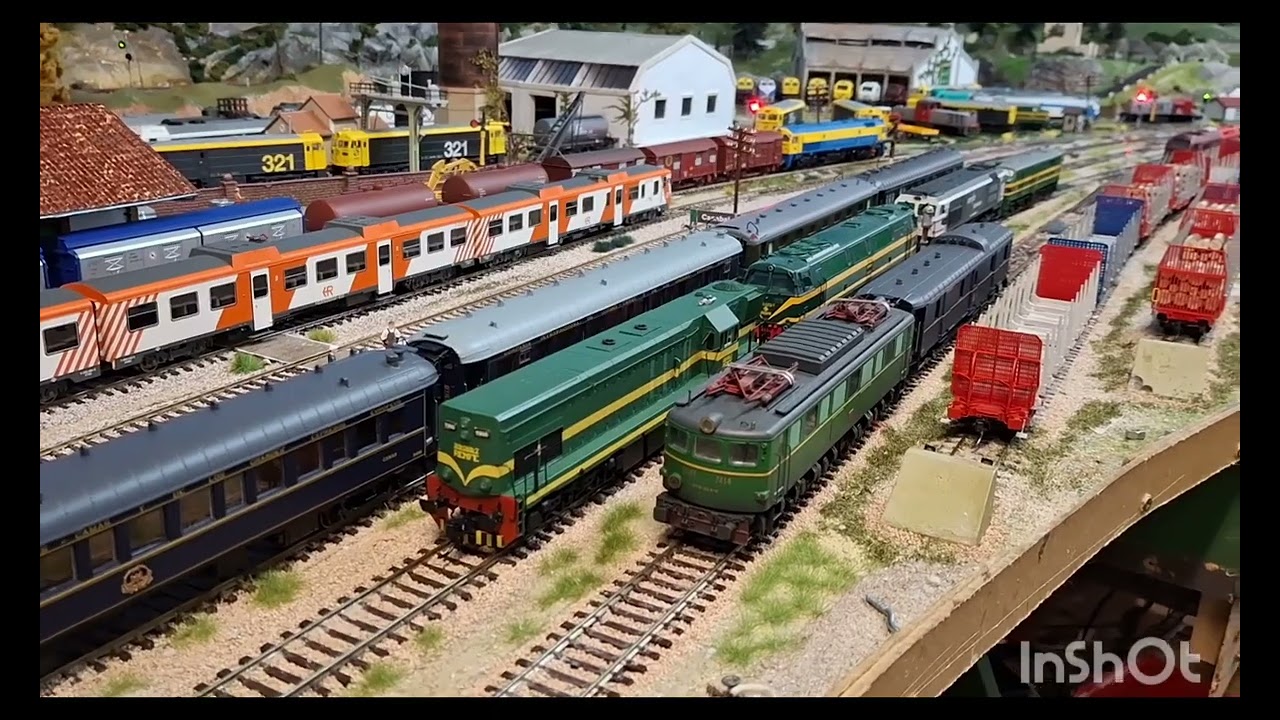 Maqueta Renfe maniobras sudexpres cambio de tracción