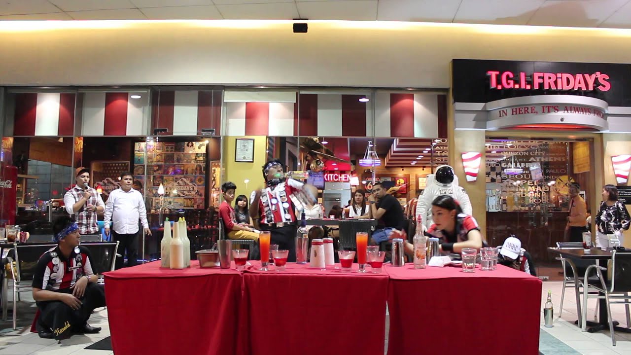STARS BEHIND THE BAR SHOW AT TGIF MALL OF ASIA part 1