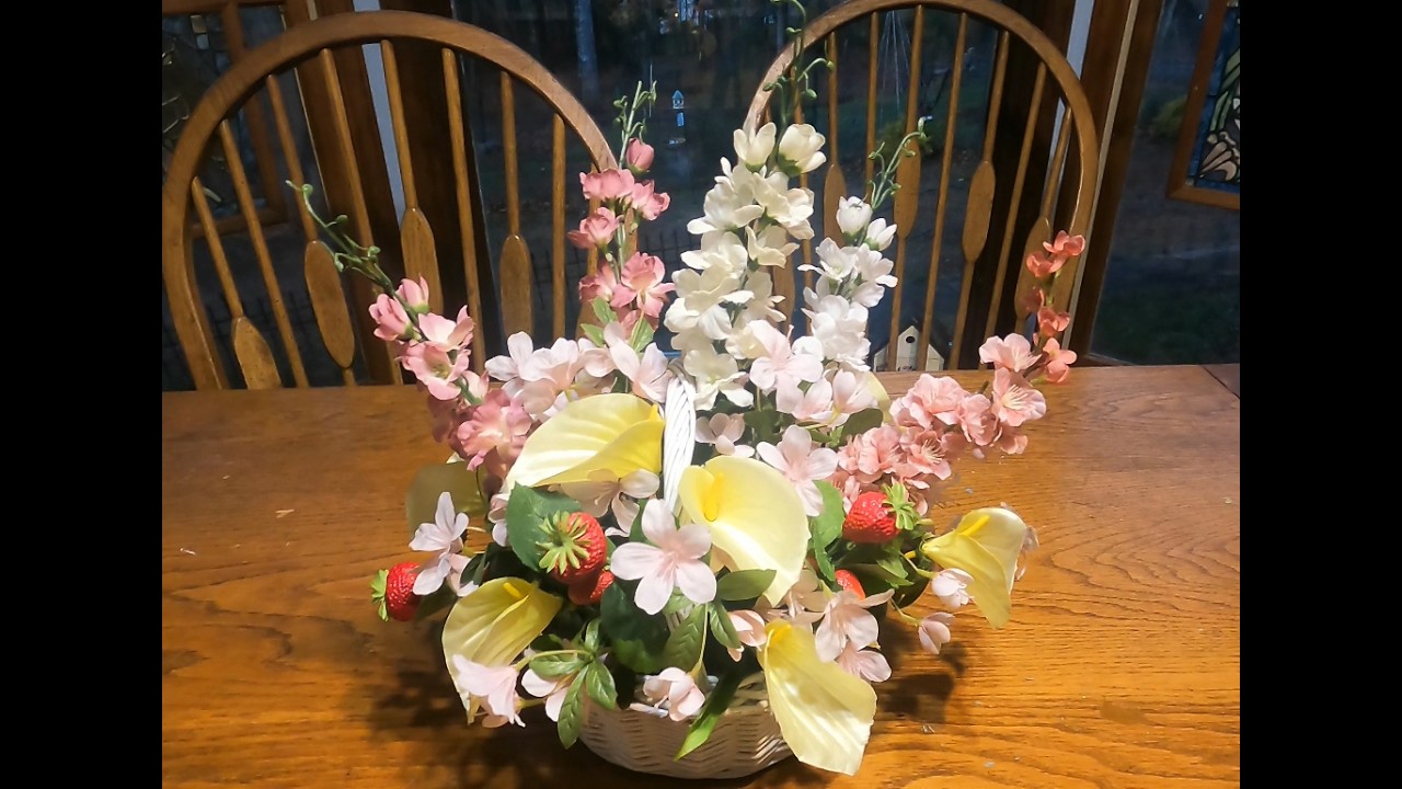 Spring Arrangement with Bonus Table Setting