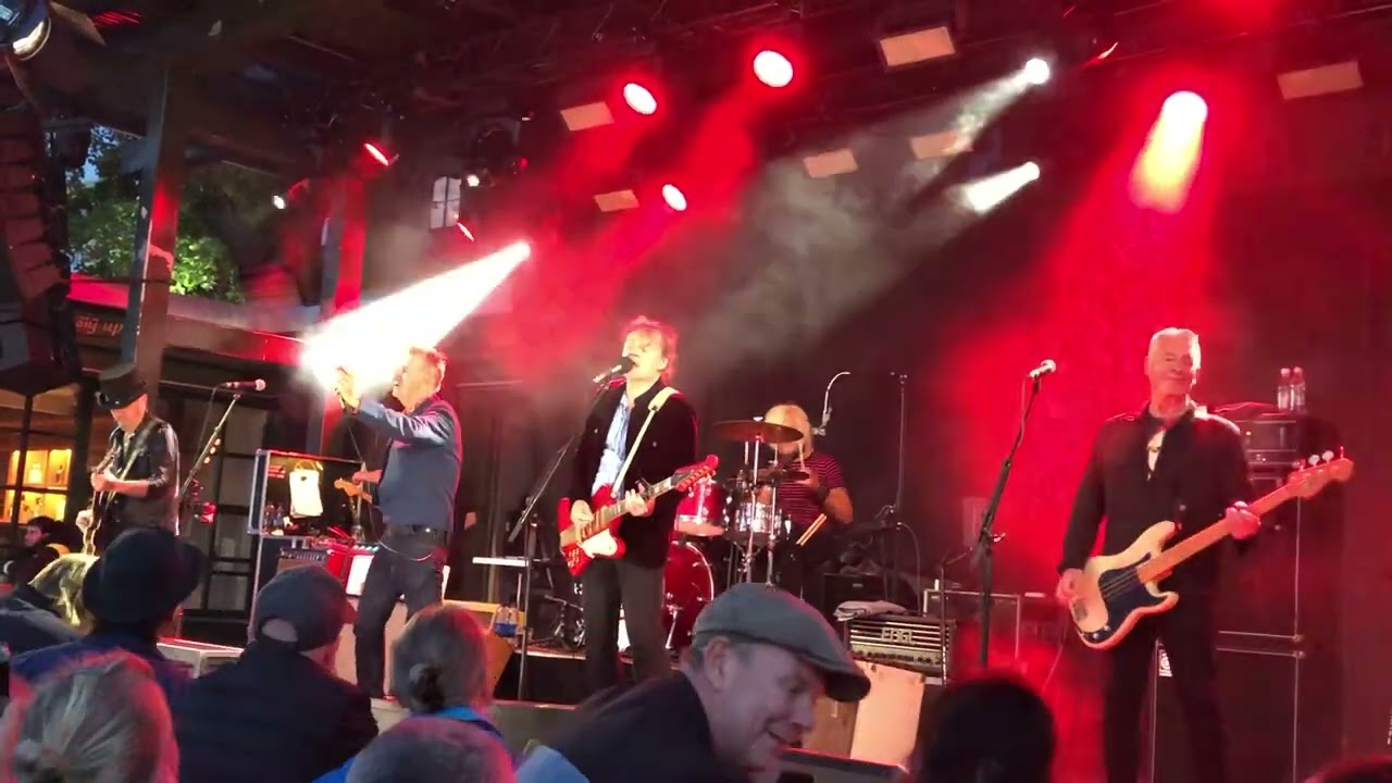 Wilmer X - Jag är bara lycklig när jag dricker /Slå dank - live Mosebacke, Stockholm, Sep 1, 2023.