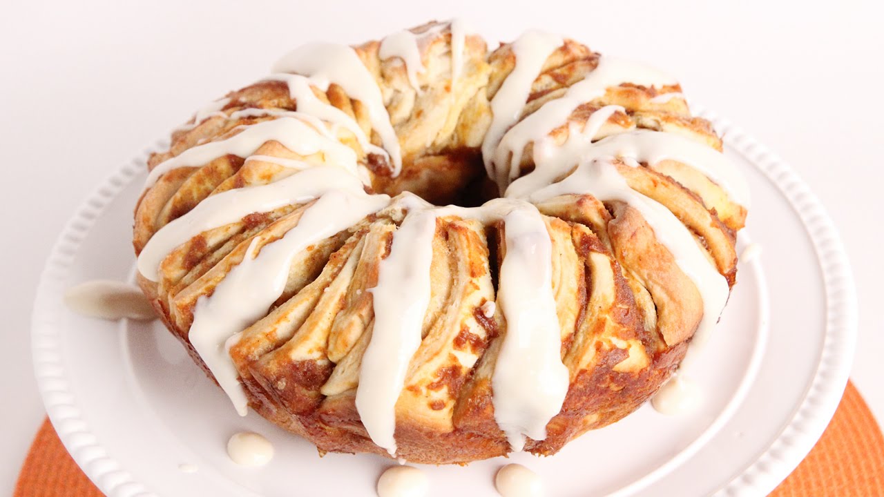 Pumpkin Pull Apart Bread Recipe - Laura Vitale - Laura in the Kitchen Episode 982
