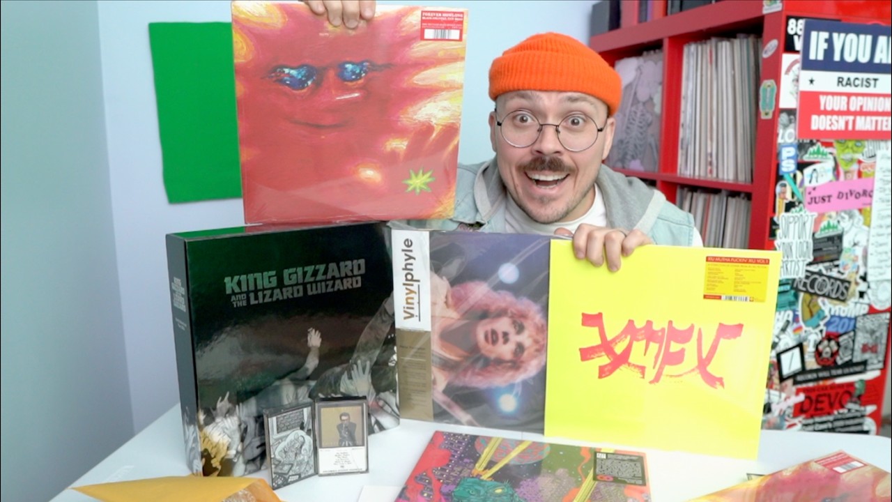 I'M GIVING YOU A TON OF VINYL