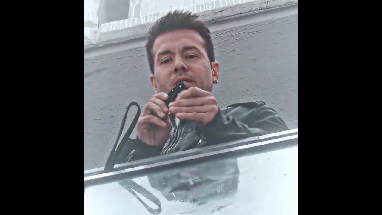 😤👮&zwj;♀️ Ты выбрал не того копа, с которым стоило связываться. 🔥💢 #chicagopd #chicago
