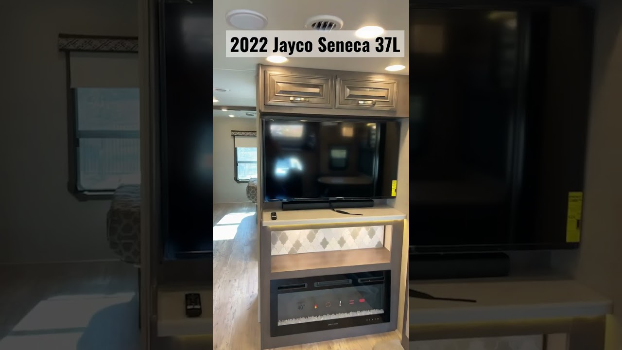 2022 Jayco Seneca super c