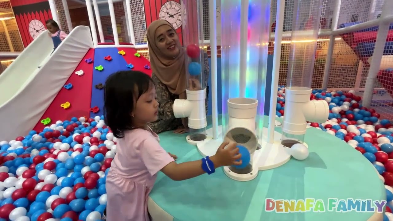 Main di Playgrown 