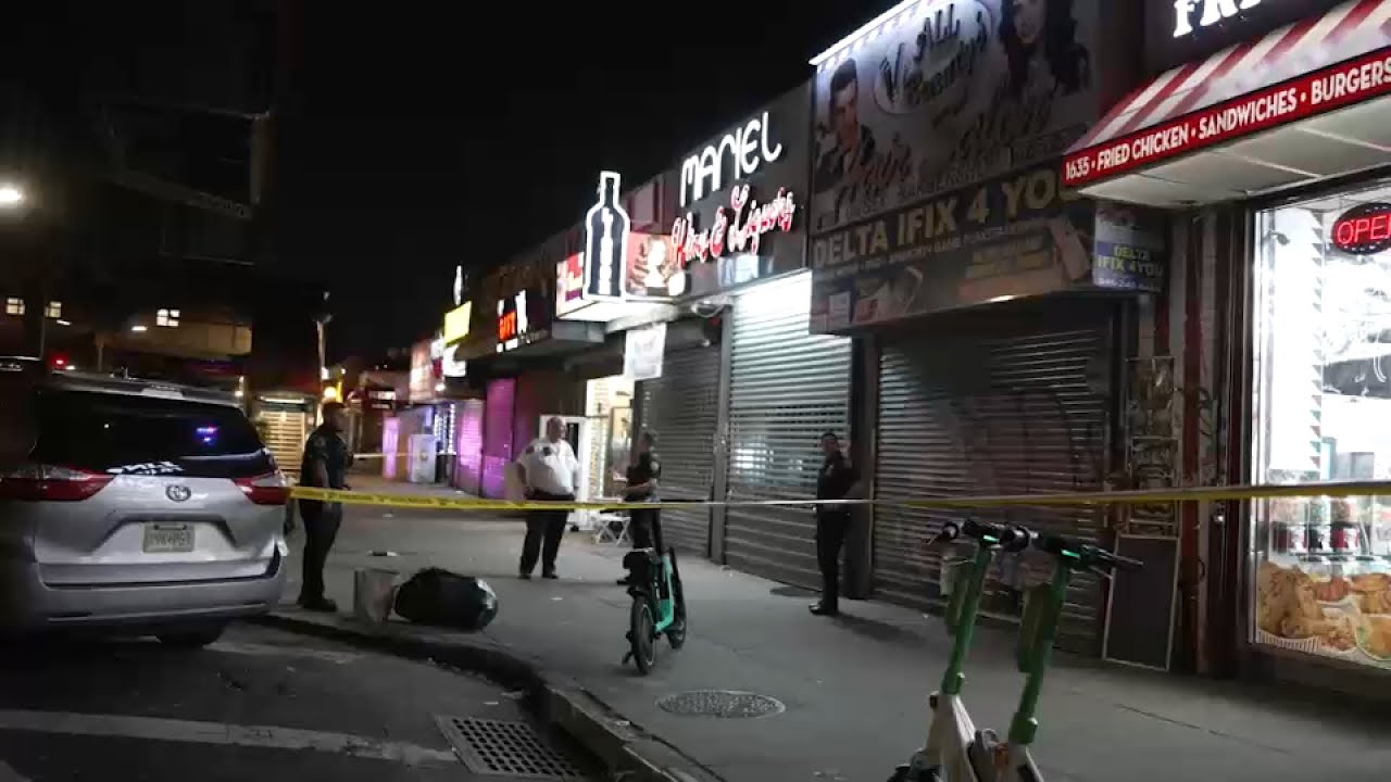 Man shot in head outside Bronx smoke shop