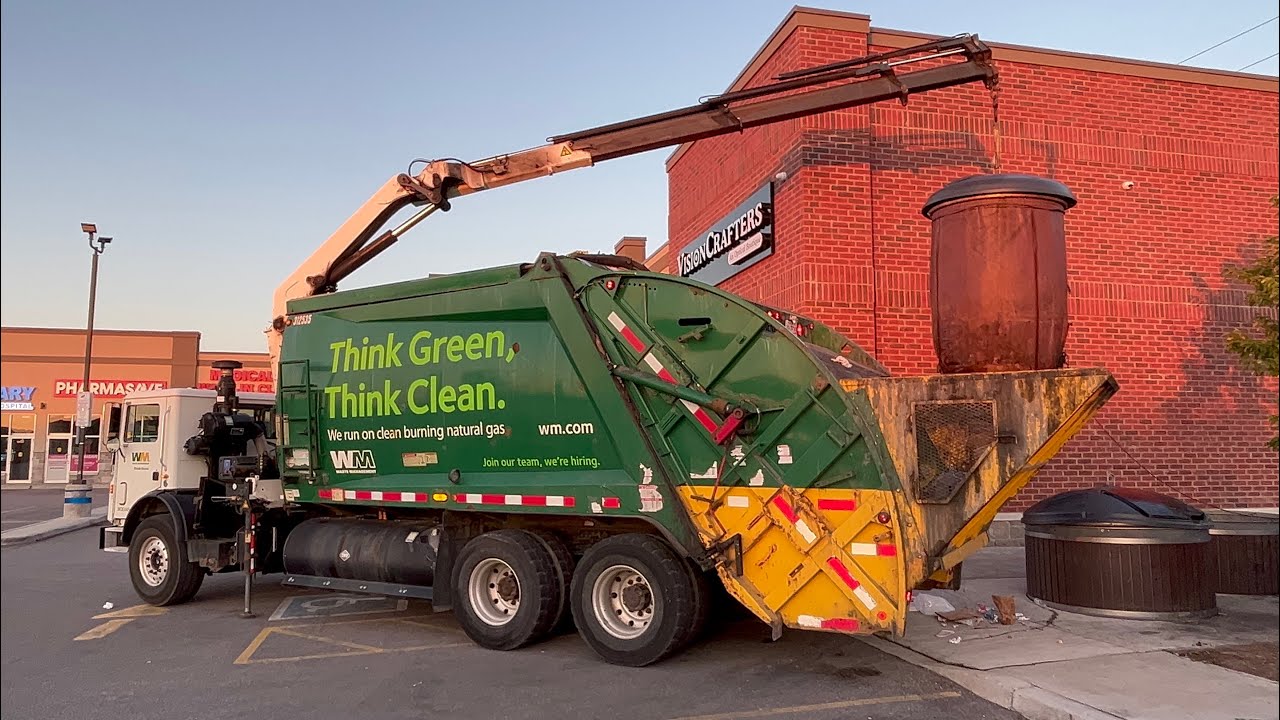 ( Extremely Rare) Molok Garbage Truck WM￼