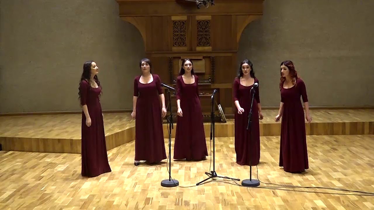 Nairyan vocal ensemble - Nanari na ev Len tup u kanach terevik