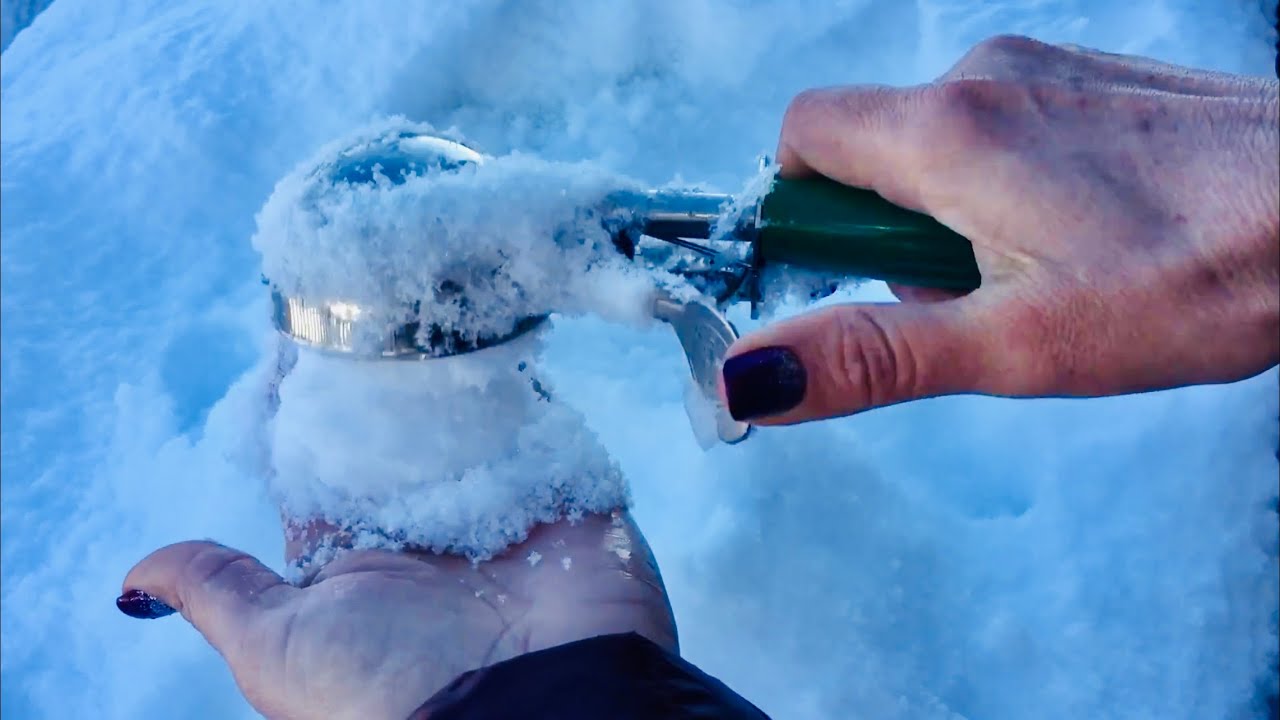 Snow Ice Sounds (real snow) #hand Movements#Satisfying Videos#visuals #ASMR 💙