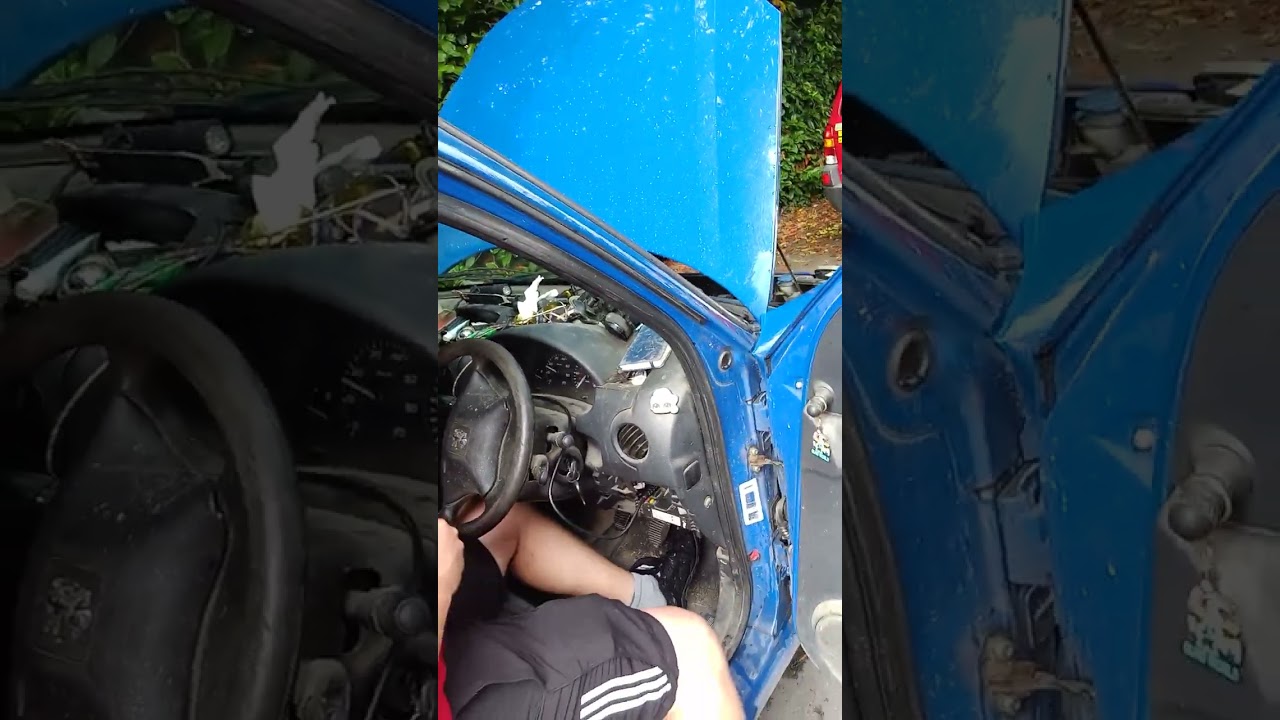 Runaway Diesel Engine While Cleaning the EGR Valve #Peugeot #HDi #Citro&euml;n #shorts #YouTubeHighFive