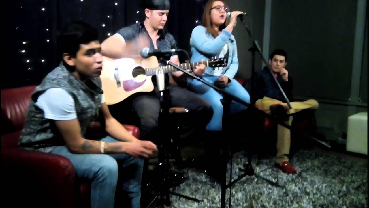 Solo con verte banda ms