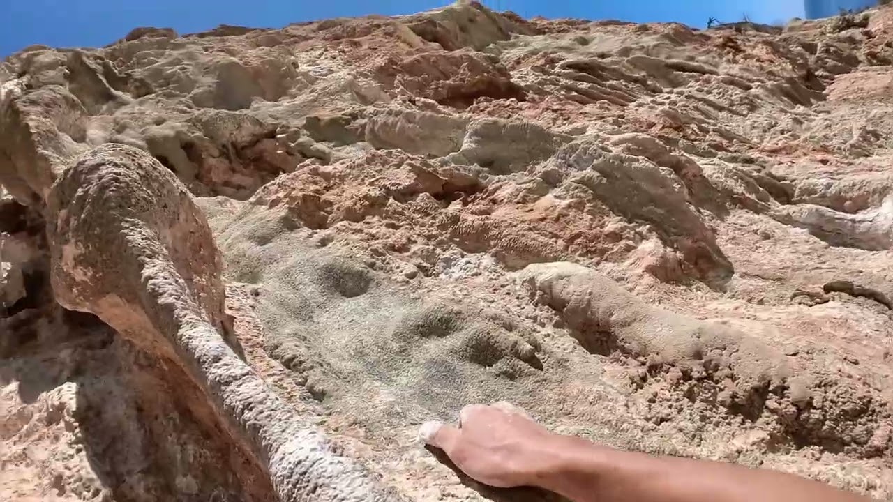 Leonidio, Yellow wall - Tufa rider 7a
