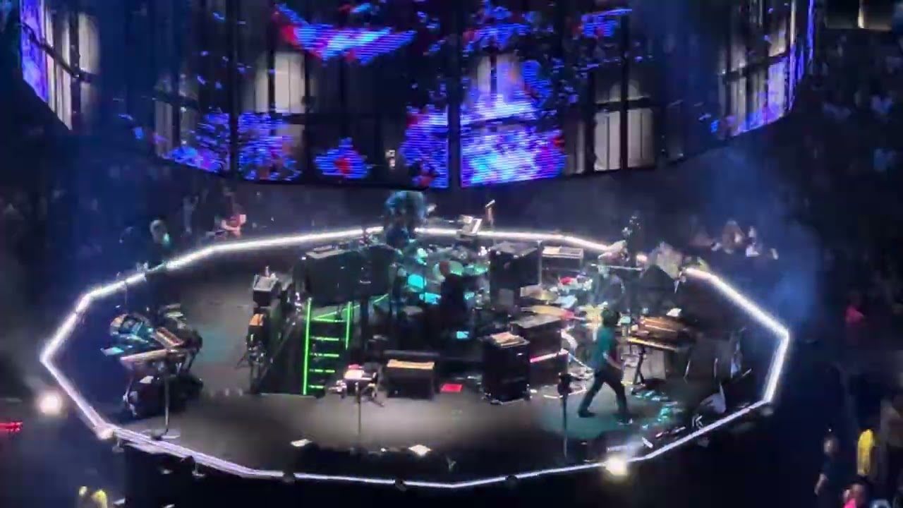 Paranoid Android - @Radiohead  - @o2ukofficial  - 24/11/2025