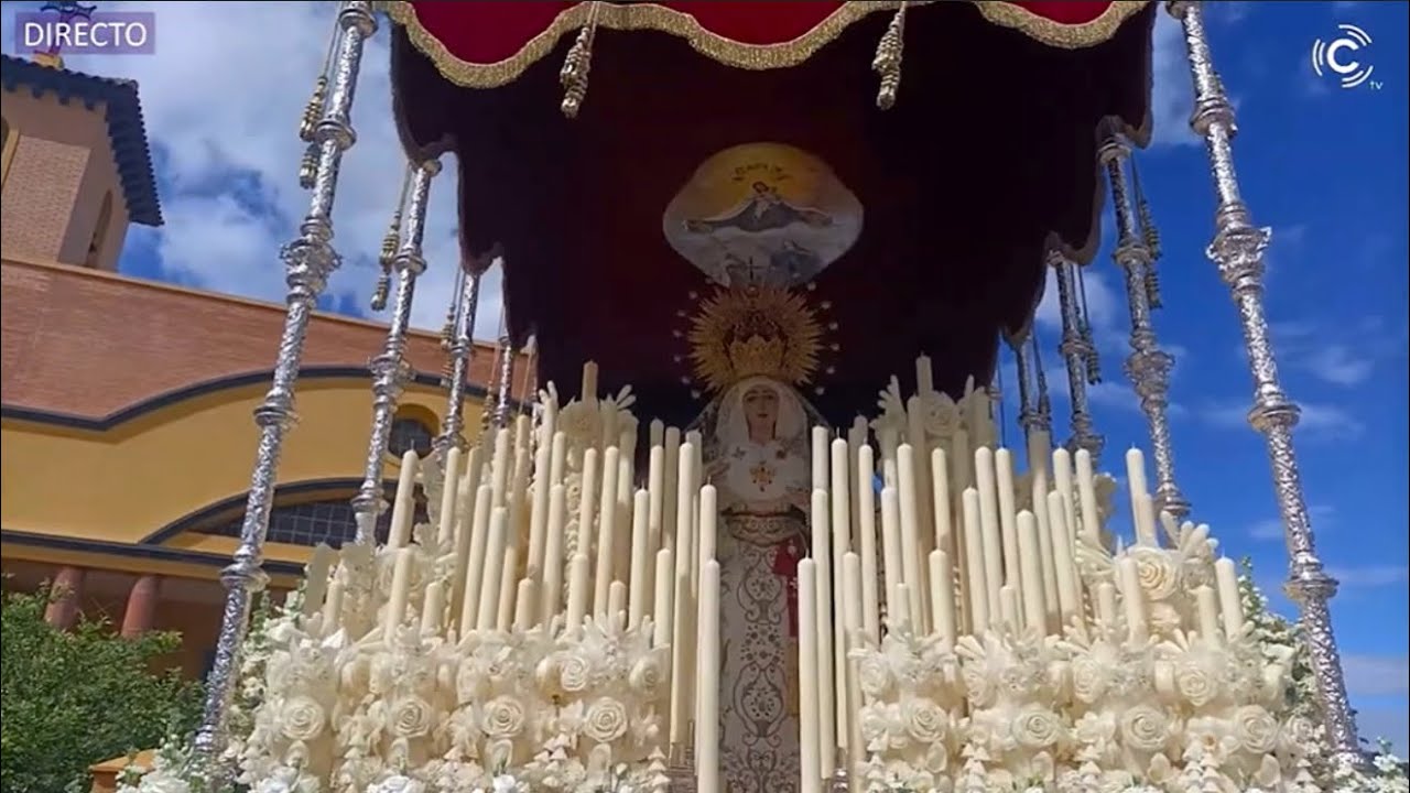 Salida de la Virgen de la Divina Gracia de Padre Pío Palmete, Sevilla (Sábado de Pasión) 2025