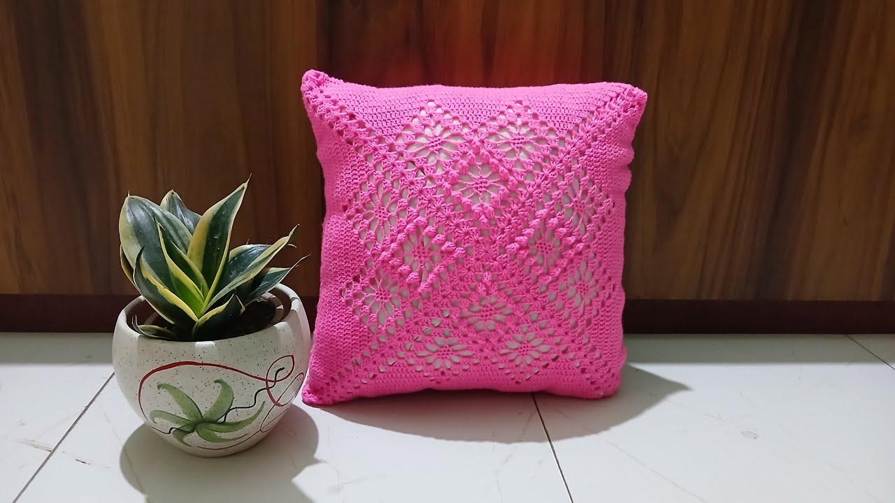 Beautiful crochet cushion cover 😍 ❤️  you are going to love. Shown in easy steps.