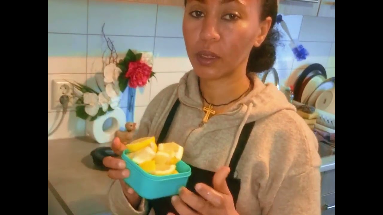 ዓቢ ተራ  ደለዎ ንጥዕናና ጽማቅ  ጅጅብልን ለሚንን   Drink ginger and lemon juice which plays a big role in our health