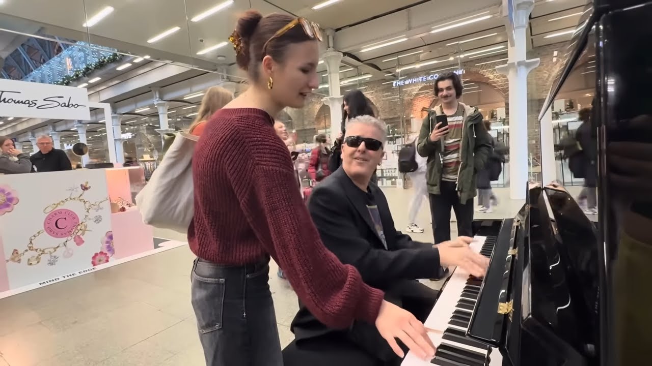 Girls Get A Big New Orleans Surprise At The Piano