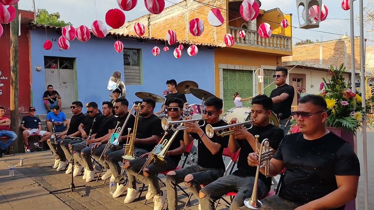 El reloj cucú - Banda Puro Santa Rosa en Tarímbaro, Michoacán 2024