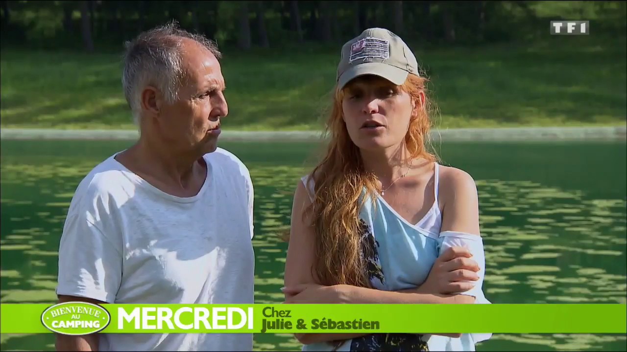 Bienvenue Au Camping - Camping Le Médiéval - Lynda et Bernard